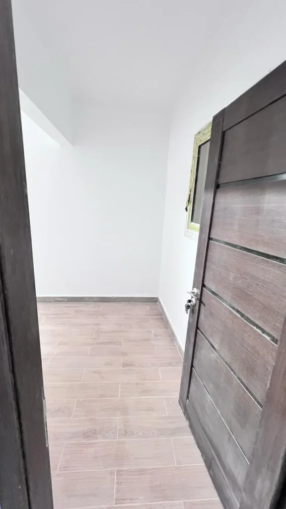 WhatsApp-Image-2025-05-03-at-22.04.59_279324cf