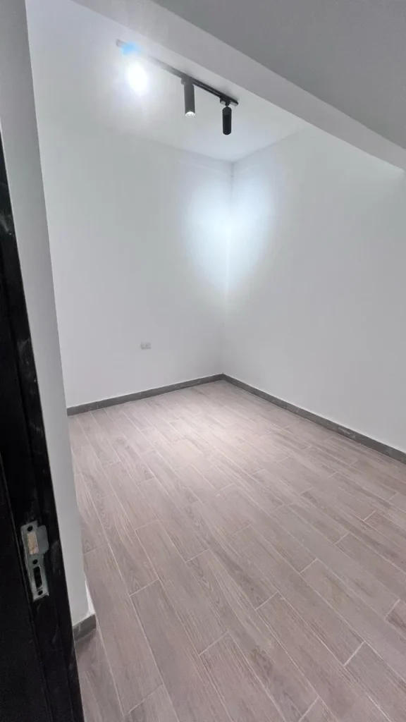 WhatsApp-Image-2025-05-03-at-22.05.01_7dcd9609